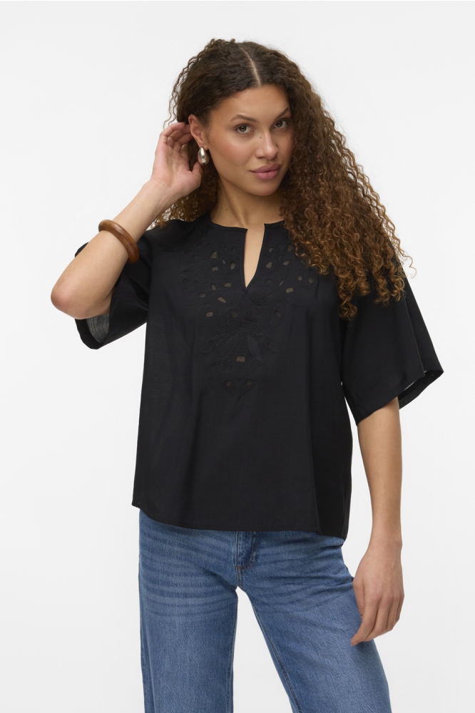 VMBRILEY 2/4 V-NECK EMB. TOP WVN BT 10328242 BLACK